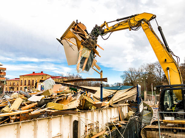 Best Junk Hauling Services  in Milton Freewater, OR